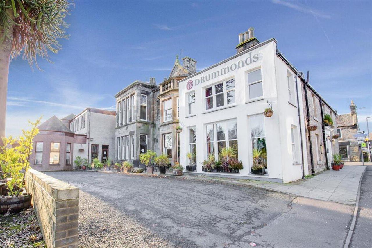 Drummonds Hotel Glenrothes Exterior foto